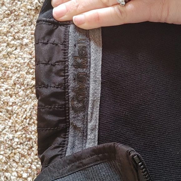 Calvin Klein Pullover - Picture 3 of 5